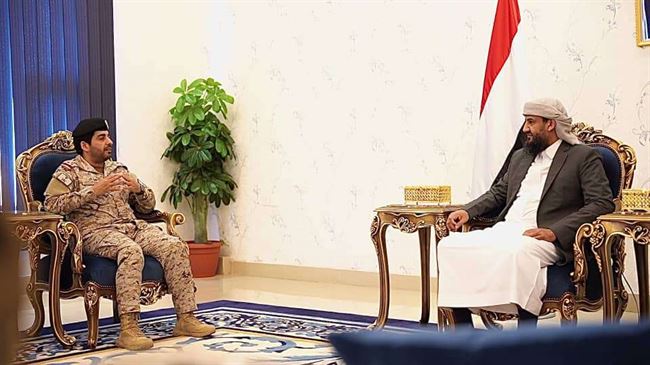 "المحرمي" يلتقي قائد التحالف العربي بالعاصمة عدن