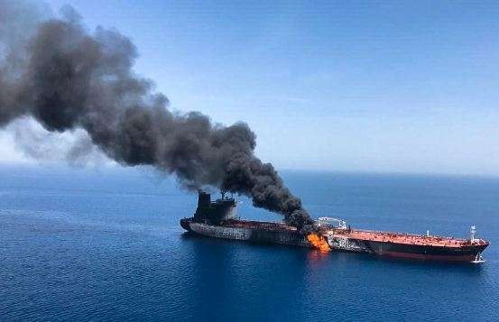 البحرية الدولية تدين وفاة بحّارة بهجوم حوثي في خليج عدن