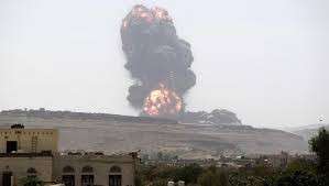 مصرع العشرات في غارات مركزة على ثكنات الحوثي بمارب والجوف