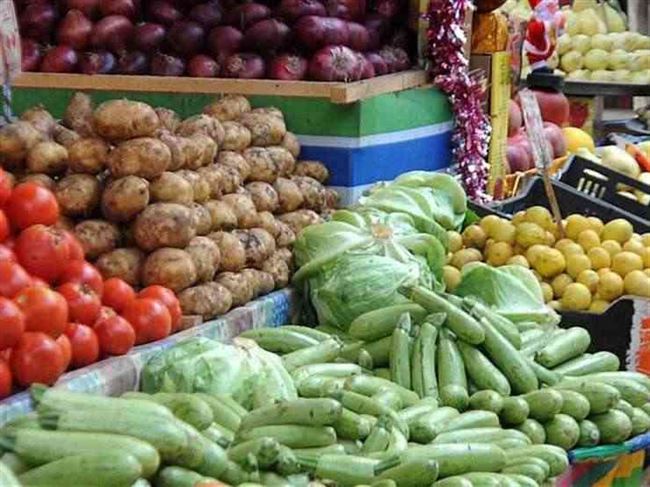 ارتفاع في بعض اسعار الخضروات والفواكه في صنعاء وعدن