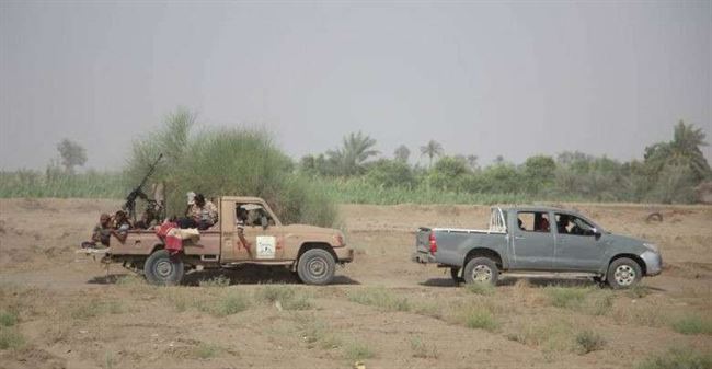 الحوثيون يستهدفون مواقع المشتركة والاخير يخمد مصادر النيران