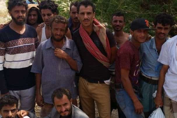 احتجاز 19 يمنياً في باب المندب قادمين من جيبوتي 