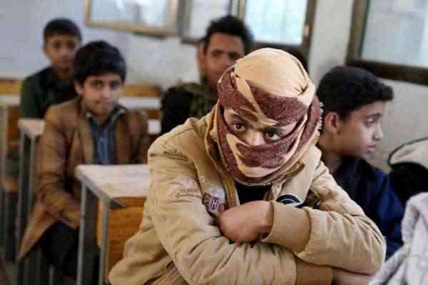 الحوثي يضع خيار مخيف لطلاب المدارس من أجل استلام شهاداتهم