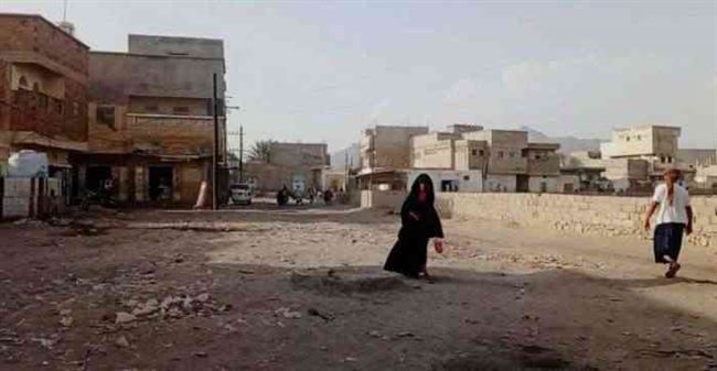 قذائف مدفعية الحوثي تسقط على مناطق سكنية جنوب الحديدة