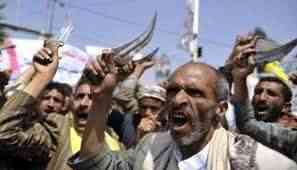 صحيفة إماراتية تكشف سر بقاء الحوثي