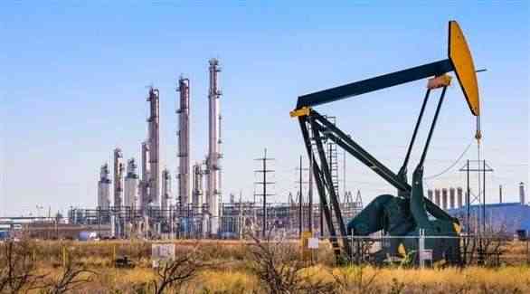 ارتفاع أسعار النفط بعد تراجع مخزون الوقود الأمريكي