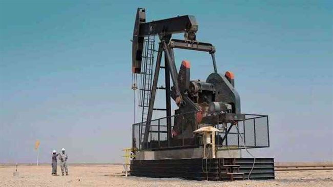 النفط يتراجع وسط مخاوف الركود وقيود الصين