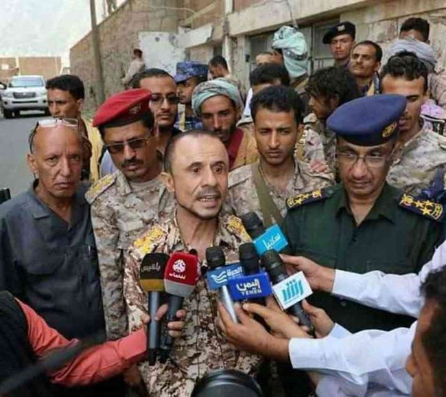 نافذة اليمن يكشف مسرحية هزلية للإصلاح لتغطية فضيحة مالية كبيرة في تعز امام عبدالملك