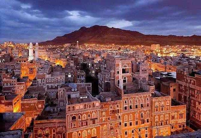 أنفجارات تهز أحياء شمال صنعاء ومصادر تكشف بالتفاصيل