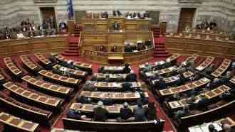 البرلمان اليوناني يصادق على اتفاقية ترسيم الحدود البحرية مع مصر