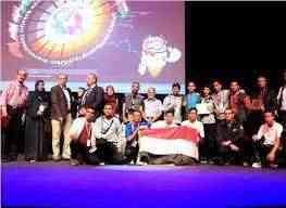 12 يمني يشاركون في بطولة عالمية للروبوت والذكاء الاصطناعي