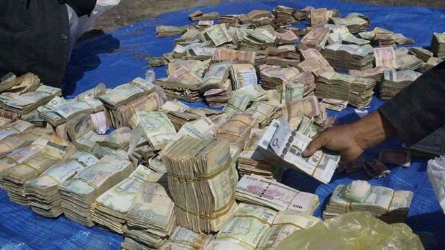حقيقة يكشفها خبير اقتصادي : هكذا يتم إيهام الناس من قبل الحوثي بتثبيت سعر العملة