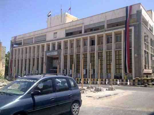 مصادر : البنك المركزي في عدن مستمر في ضخ طبعة العملات الجديدة