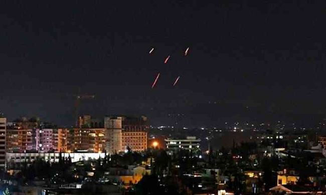 ارتفاع قتلى القصف الإسرائيلي على دمشق لـ11 غالبيتهم مليشيا تابعة لأيران
