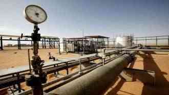 انخفاظ أسعار النفط بفعل احتمال عودة الإنتاج الليبي