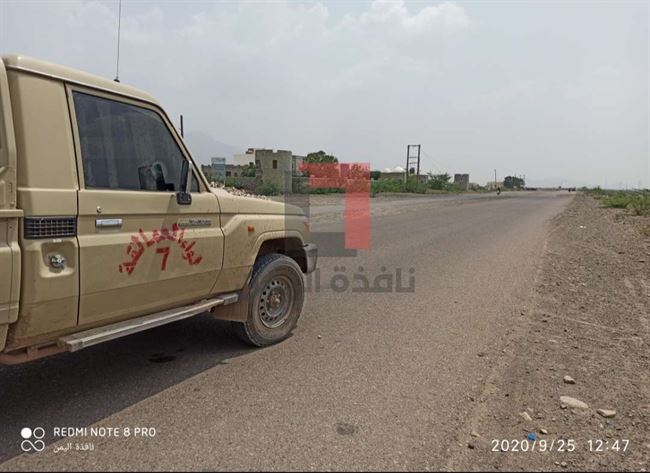 بعد تفجير الكفاح.. الحوثي ينسف عمارة سكنية على طريق هام يربط بين محافظتين