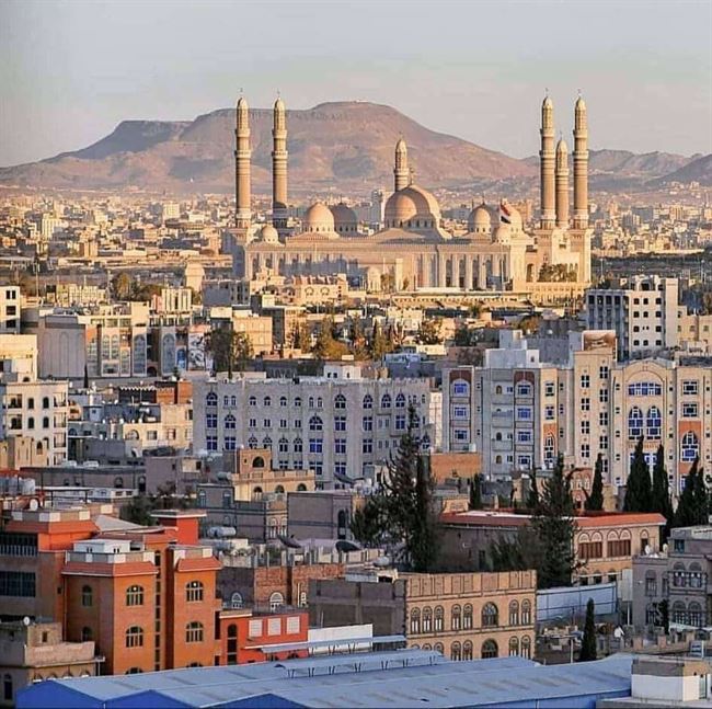 صدمة لاصحاب المنازل والعقارات في صنعاء.. الحوثي يلزم جميع عقال الحارات بتنفيذ خطوة خطيرة
