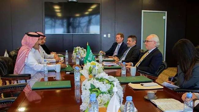 وفد أمريكي يبحث في الرياض لتوسيع الهدنة في اليمن