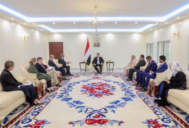 الحكومة تبلغ بعثة وسفراء  دول الاتحاد الأوروبي موقفها من الحرب الاقتصادية