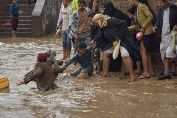 انذار أممي بفيضانات مفاجئة ستضرب مناطق باليمن بهذا الموعد.. تؤثر على حياة 6 آلاف شخص