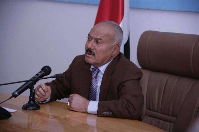 رئيس إذاعة في صنعاء يقدم اعتذاره بشدة للرئيس صالح: منهوبين مضروبين محاصرين بعد غيابك