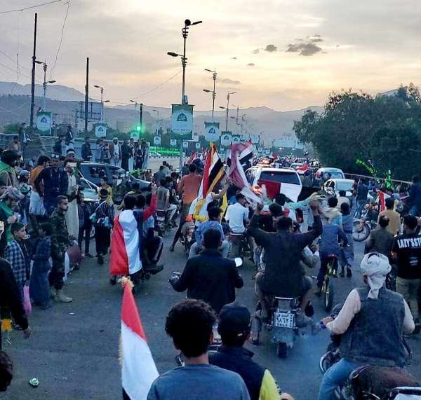 رابطة الأمهات تطالب الحوثيين إطلاق سراح مختطفي ثورة سبتمبر