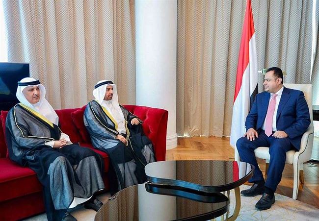 رئيس الوزراء يلتقي نائب رئيس الوزراء وزير النفط الكويتي