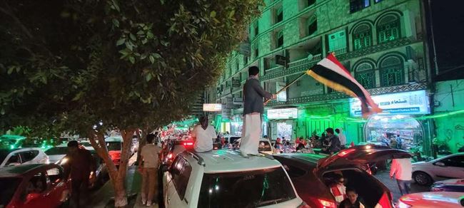 الحكومة تدين استمرار الحوثي في اعتقال نحو ألف شاب بصنعاء