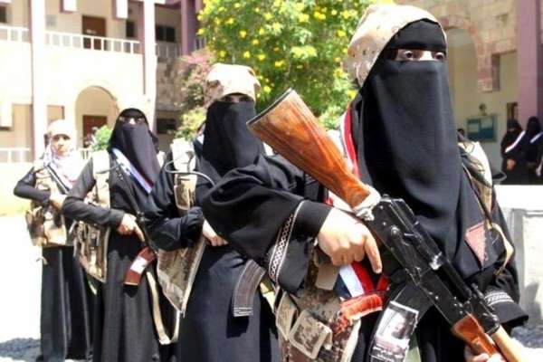 صنعاء.. الحوثيون يجهزون 90 فتاة فكرياً وقتالياً للقيام بهذه المهمة