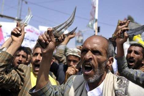 الحكومة تشدد على ضرورة استئناف تصدير النفط واتخاذ مواقف دولية حازمة تجاه جرائم الحوثي