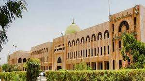 عدداً من كليات جامعة عدن تعلن استئناف الدراسةبدء من هذا الموعد