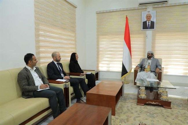 الرئاسي يطلع على مشاريع بلا حدود القادمة بهذه المحافظة