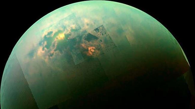 اكتشاف جزيء عضوي غريب على قمر تيتان غير موجود على الأرض
