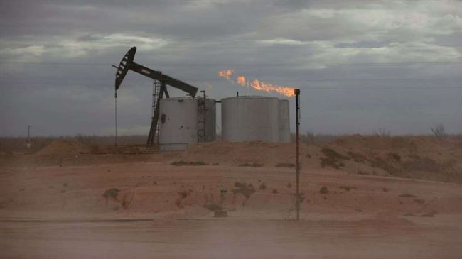 تراجع النفط 4% بفعل مخاوف الانتخابات وكورونا