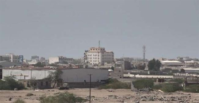 قصف صاروخي يستهدف المناطق السكنية شرق مطار الحديدة