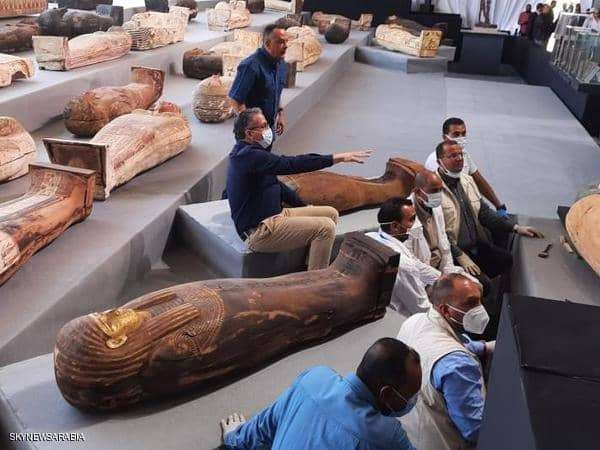 كشف ضخم يضم 100 تابوت فرعونيا في مصر