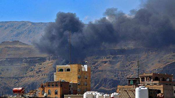 الحوثي يعترف بمصرع وجرح عدد من مسلحيه في معسكر بصنعاء