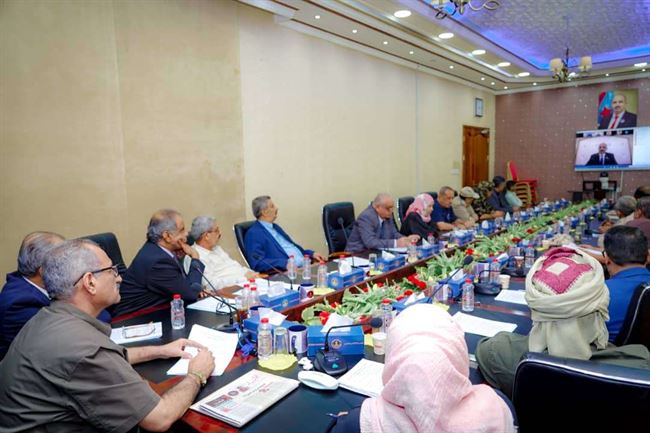 الزبيدي : المجتمع الدولي مطلع على الطرف الذي يحاول عرقلة تنفيذ إتفاق الرياض