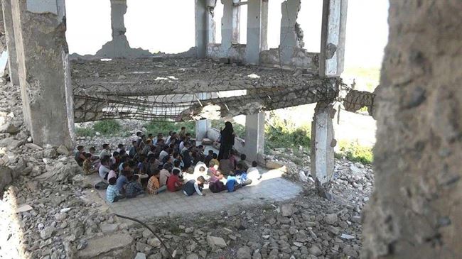 حصيلة مرعبة .. قذائف الحوثي تدمر  460 مدرسة وتجبر  400 ألف طفل على ترك المدرسة