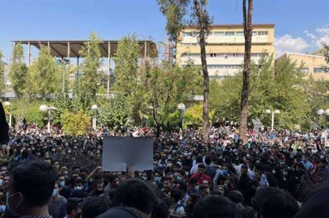 احتجاجات غاضبة ضد نظام الملالي في 6 جامعات إيرانية