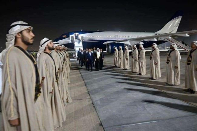 وصول الرئيس العليمي وطارق صالح إلى الإمارات.. تفاصيل الزيارة