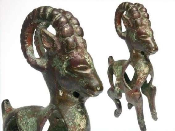 تمثال يمني نادر يعرض للبيع في مزاد علني في لندن
