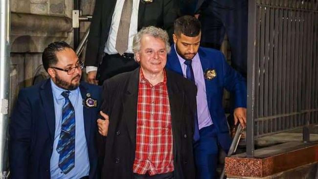 تفاخر بقتل اطفال فلسطين وأهان بائعا مصريا.. القبض على مستشار الرئيس الأميركي في نيويورك