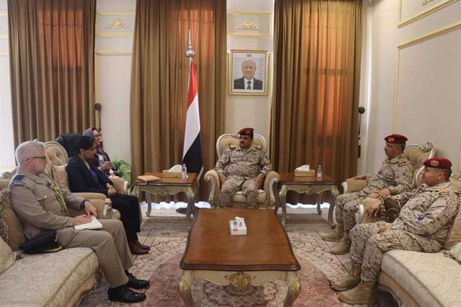 وزير الدفاع لأمريكا وبريطانيا: حماقات الحوثي في البحر الاحمر نتيجة تساهلكم مع تحذيراتنا