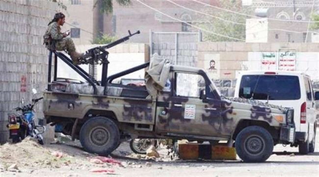 9 قتلى في اشتباكات عنيفة اندلعت أمام مركز أمني يسيطر عليه الحوثيون.. تفاصيل