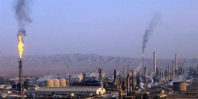 عمال مصفاة عدن يسعفون محطات الكهرباء مرة أخرى بكميات مجمعة من الوقود ومصادر تناشد الحكومة