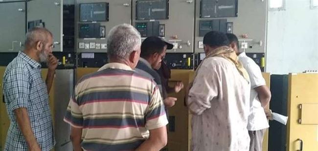 الفرق الهندسية تفحص محطات تحويل الكهرباء في عدن تحسبا لزيادة الطلب