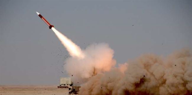 التحالف يعلن سقوط صاروخ باليستي حوثي بالجوف