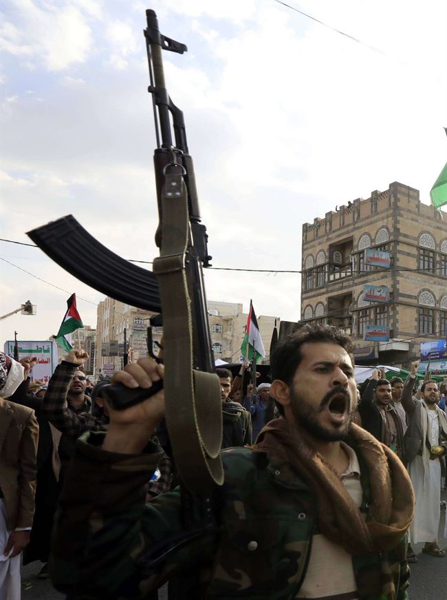 قطران يهاجم الحوثيين بقوة من قلب صنعاء.. وصفهم بالمزيفين والاحقر