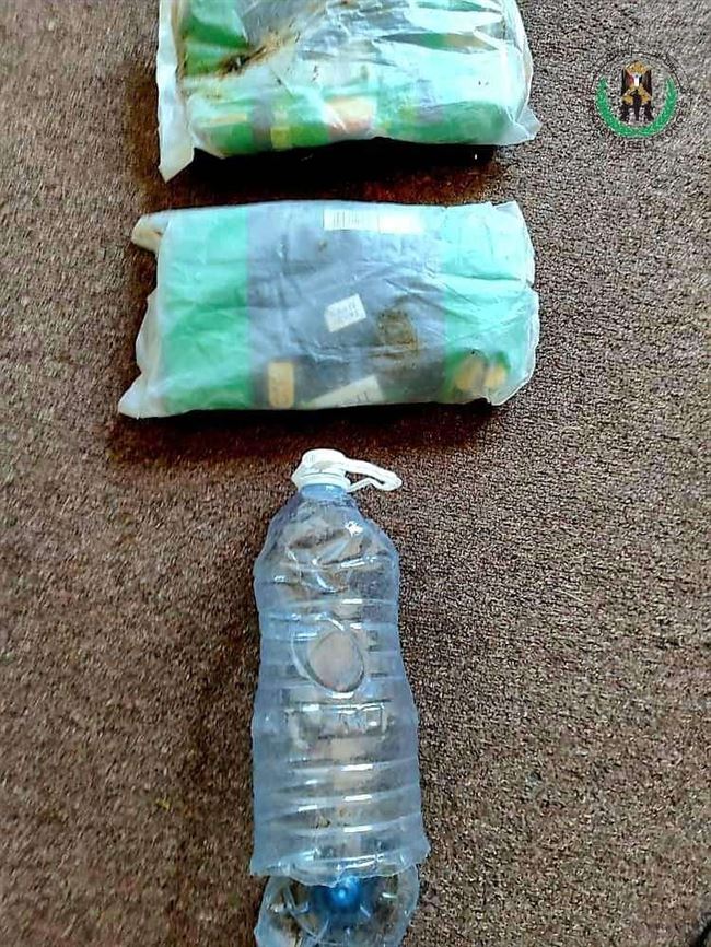 القبض على تاجر وبحوزته 2 كيلو حشيش في عدن.. صور لمكان تخبئة الكميات
